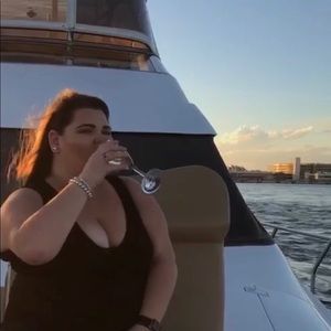 Meet your Posher, Tiffany